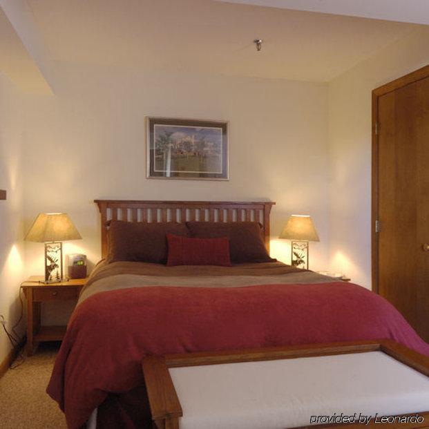 Mountain Green Ski And Golf Hotel Killington Room photo